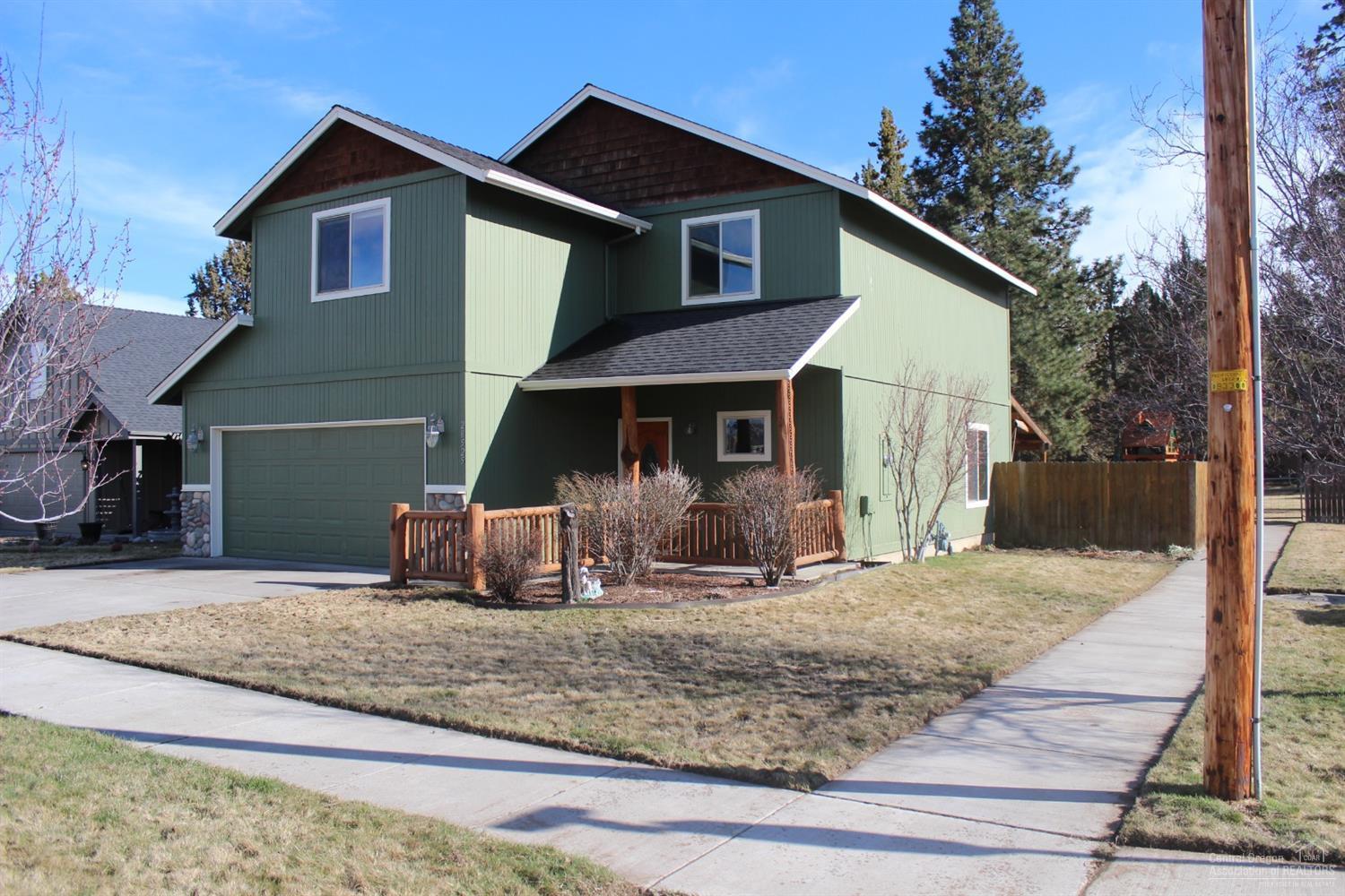 20525 Dylan Loop Bend, OR 97702 - Photo 1 of 25 Primary Photo