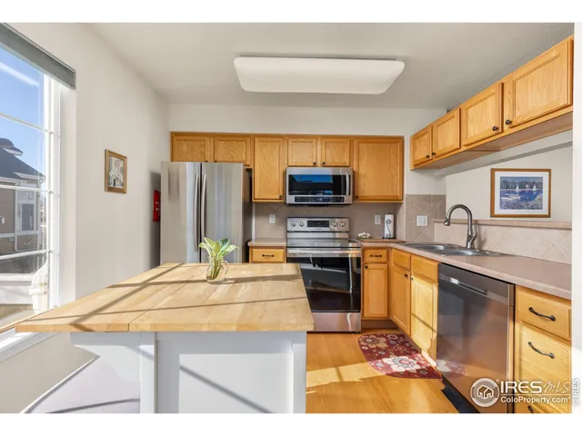 $379,000 | 805 Summer Hawk Drive, Unit 58, Longmont, CO 80504