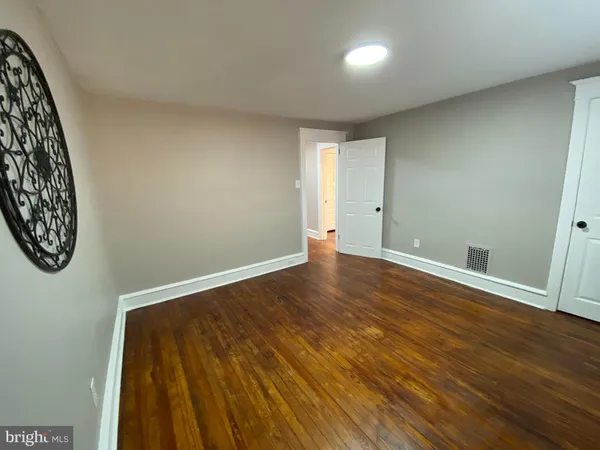 a bathroom with a tub