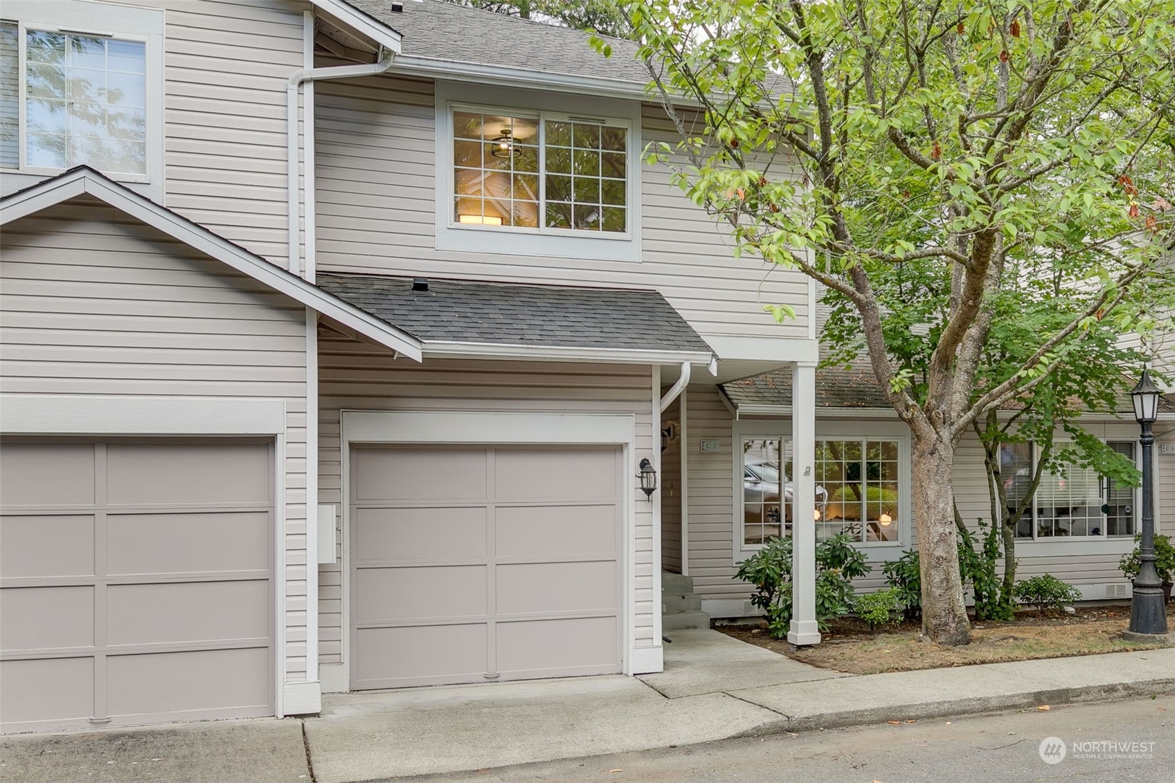 8629 240th Street Southwest, Unit C2 Edmonds, WA 98026 - Photo 4 of 39 Gallery Image 4