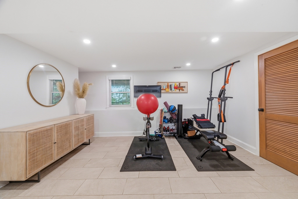 40 Sunset Hill Road Boston, MA 02132 - Photo 27 of 35 Gallery Image 27
