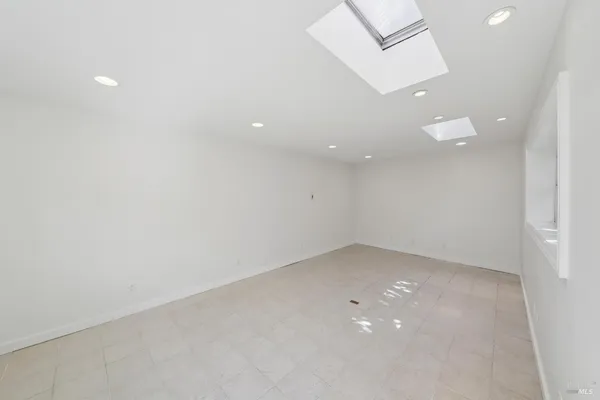 $1,695,000 | 102 F Street, San Rafael, CA 94901