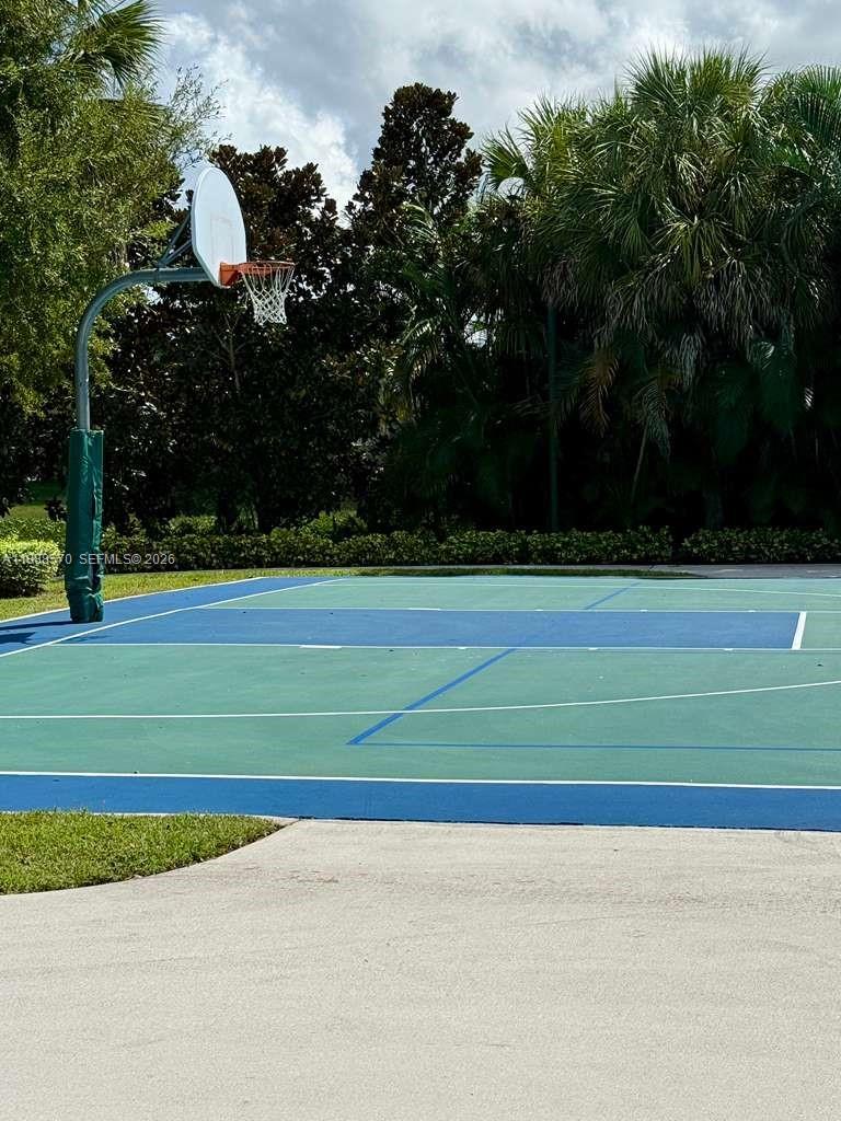 16111 Emerald Cove Road, Unit 16111 Weston, FL 33331 - Photo 13 of 38