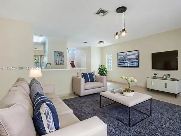 $3,100 | 16111 Emerald Cove Road, Unit 16111, Weston, FL 33331