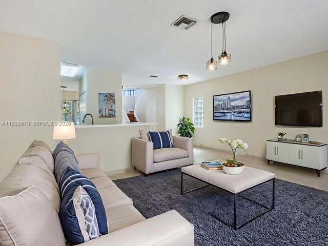 16111 Emerald Cove Road, Unit 16111 Weston, FL 33331 - Photo 35 of 38