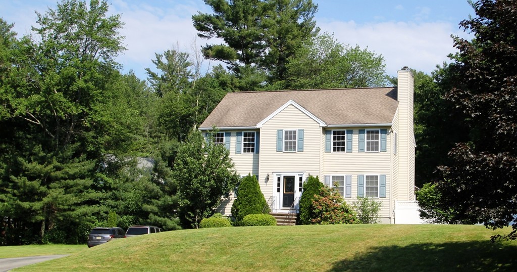 3 Rocky Road Dracut, MA 01826 - Photo 1 of 30 Gallery Image 1