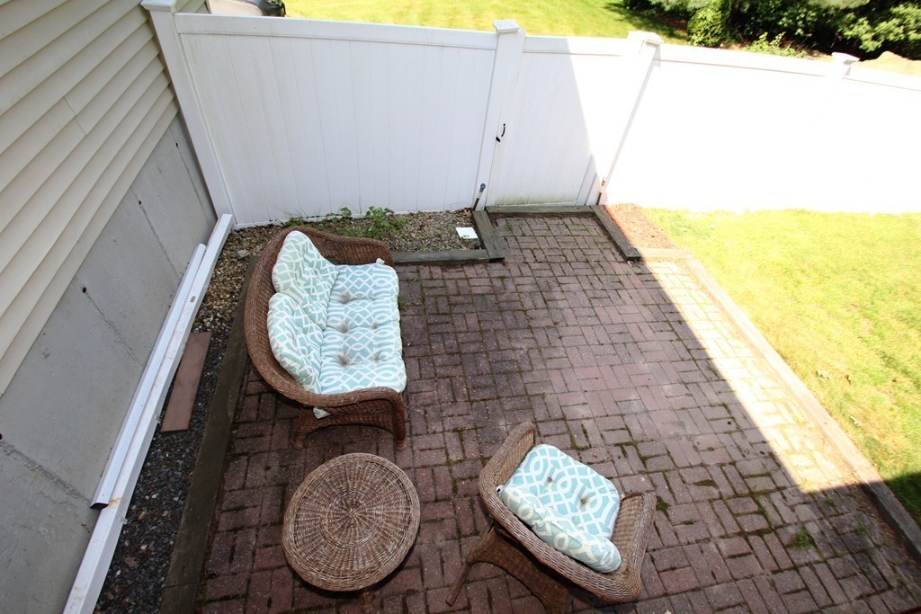 3 Rocky Road Dracut, MA 01826 - Photo 10 of 30 Gallery Image 10