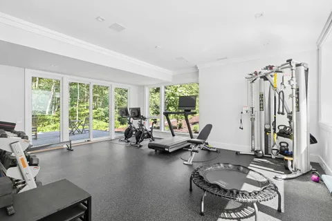 $9,995,000 | 7 Ashwood Court, Amagansett, NY 11930