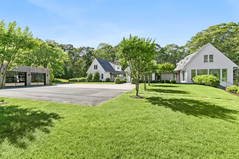 $9,995,000 | 7 Ashwood Court, Amagansett, NY 11930