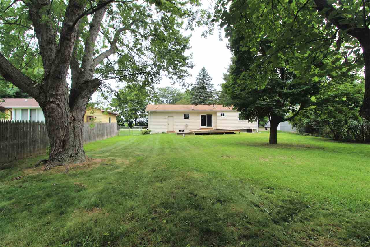 6046 East Carpenter Road Flint, MI 48506 - Photo 17 of 19 31390178-16.JPG