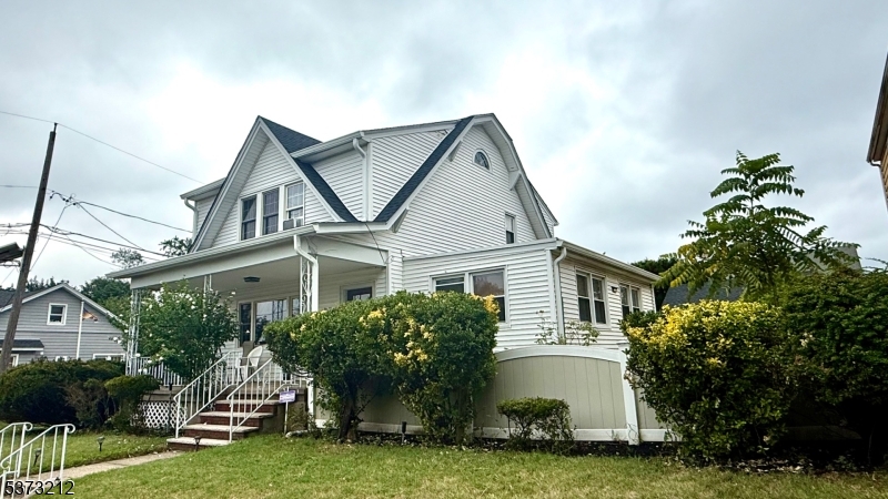 10-05 Berdan Avenue Fair Lawn, NJ 07410 - Photo 1 of 27