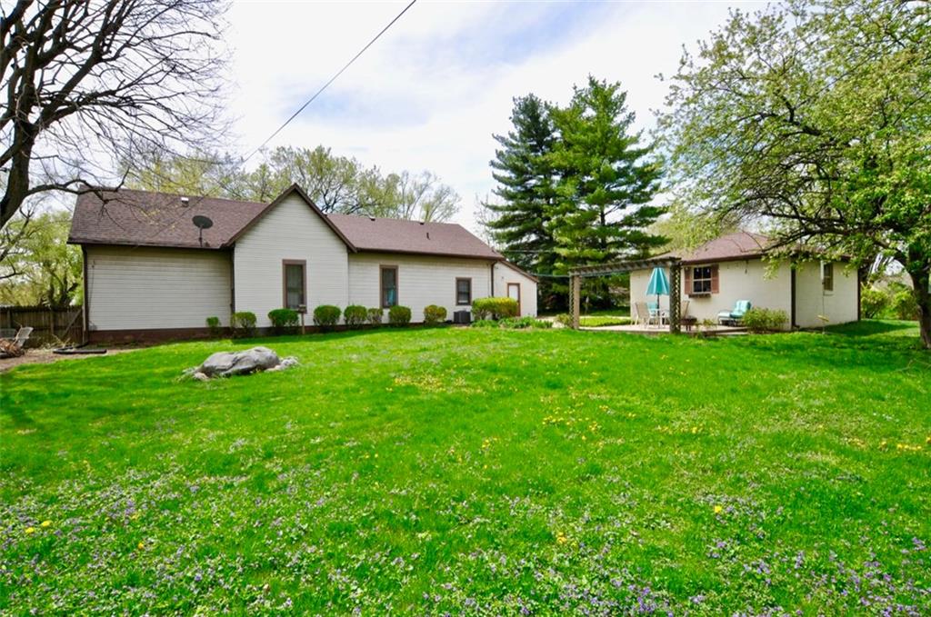 24 Hoss Road Indianapolis, IN 46217 - Photo 2 of 48 Gallery Image 2
