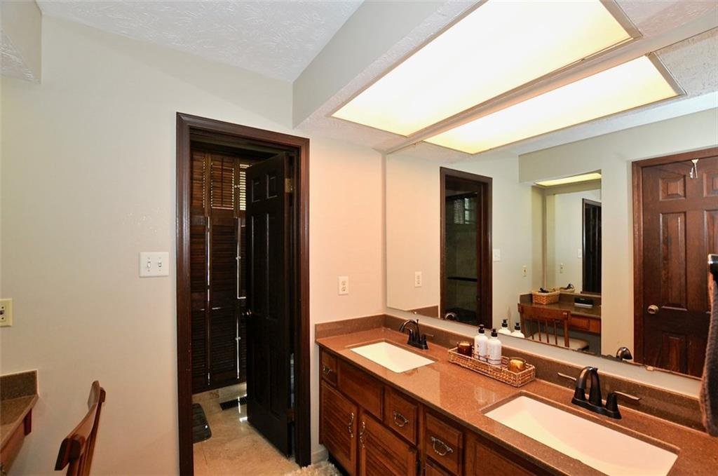 24 Hoss Road Indianapolis, IN 46217 - Photo 19 of 48 Gallery Image 19