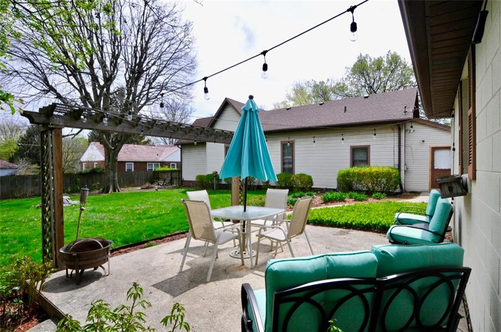 24 Hoss Road Indianapolis, IN 46217 - Photo 3 of 48 Gallery Image 3