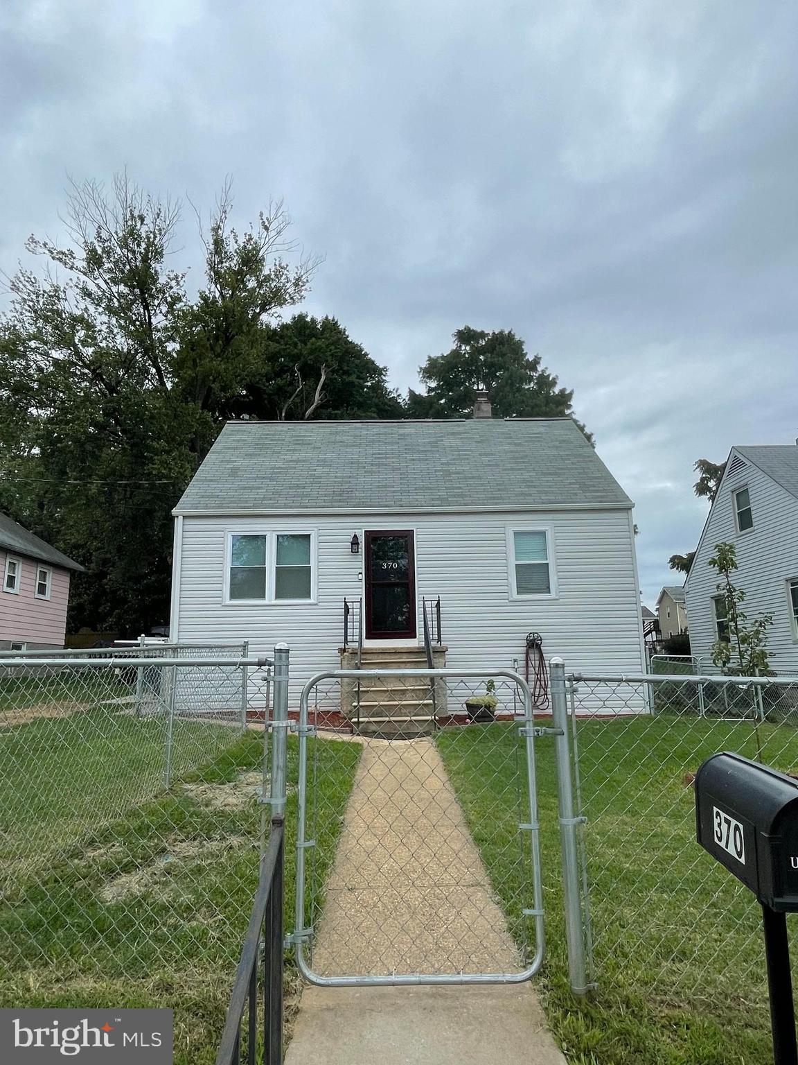 370 Stillwater Road Baltimore, MD 21221 - Photo 2 of 8 Front of House