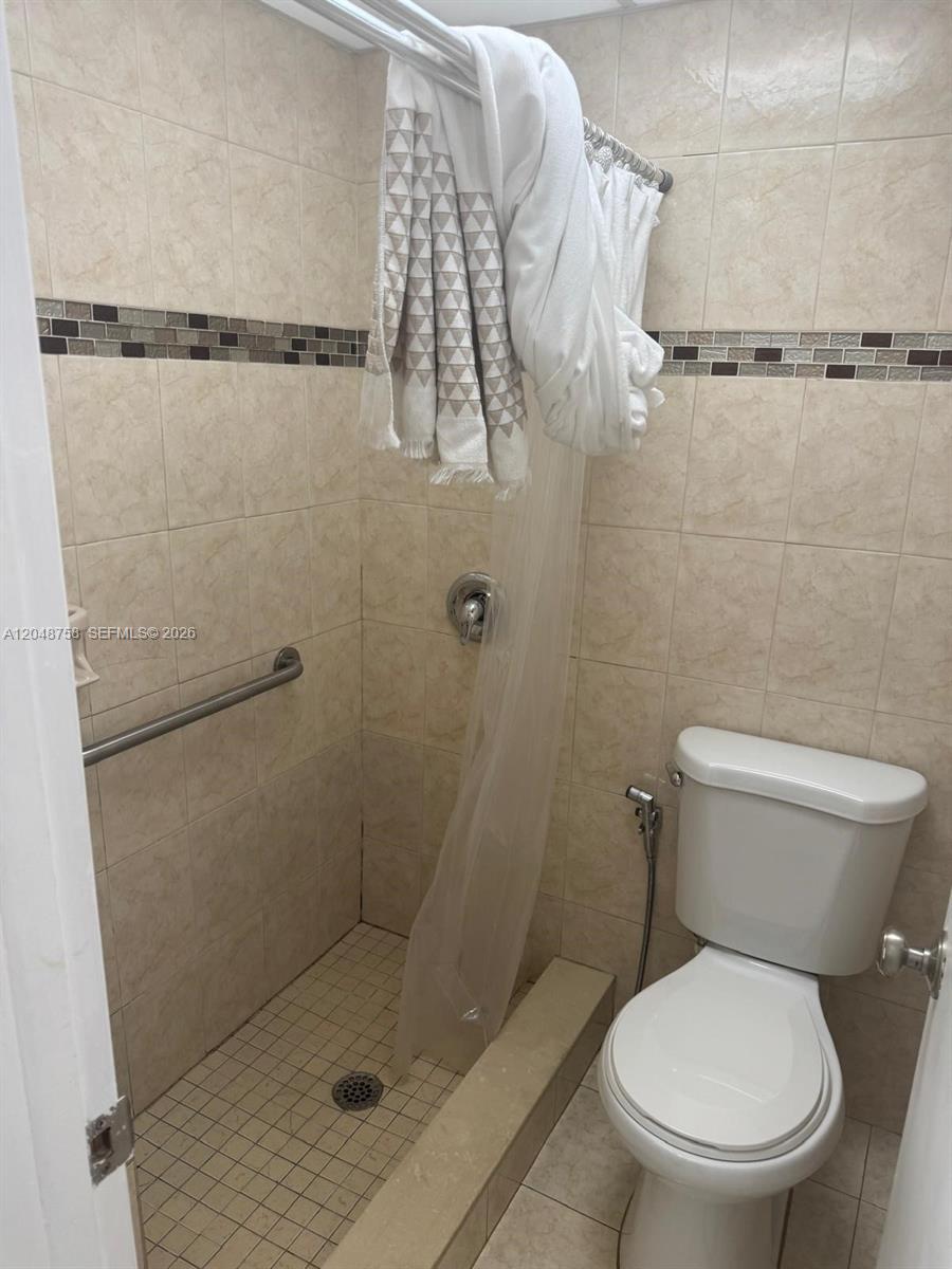 6901 Southwest 129th Avenue, Unit 4 Miami, FL 33183 - Photo 3 of 3