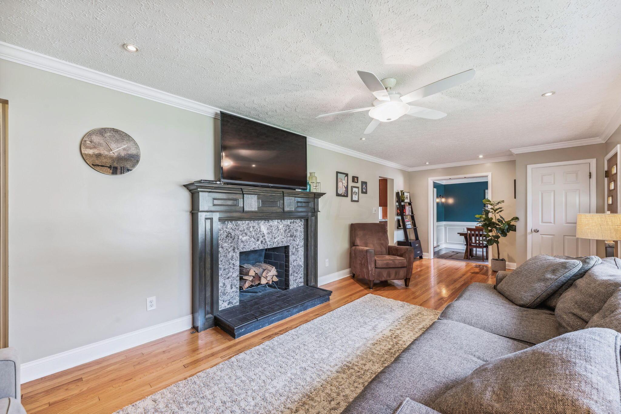 3550 Colchester Road Columbus, OH 43221 - Photo 5 of 51 12-web-or-mls-3550-colchester-rd
