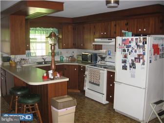 87 Klingerman Road Telford, PA 18969 - Photo 2 of 10 Gallery Image 2