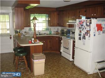 87 Klingerman Road Telford, PA 18969 - Photo 5 of 10 Gallery Image 5