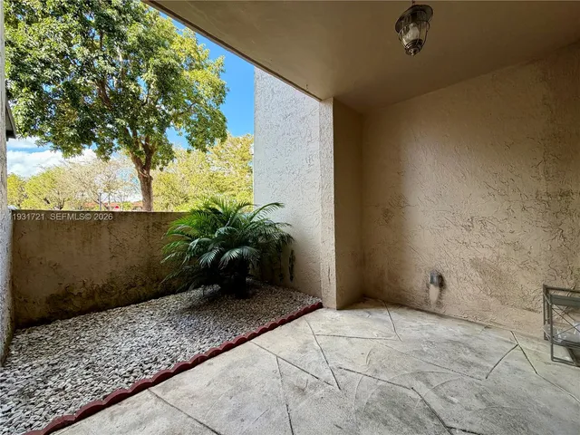 $2,200 | 10651 Southwest 108th Avenue, Unit 1D, Miami, FL 33176