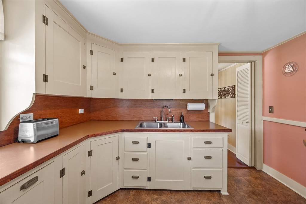78 Shore Road Truro, MA 02666 - Photo 8 of 38 Gallery Image 8