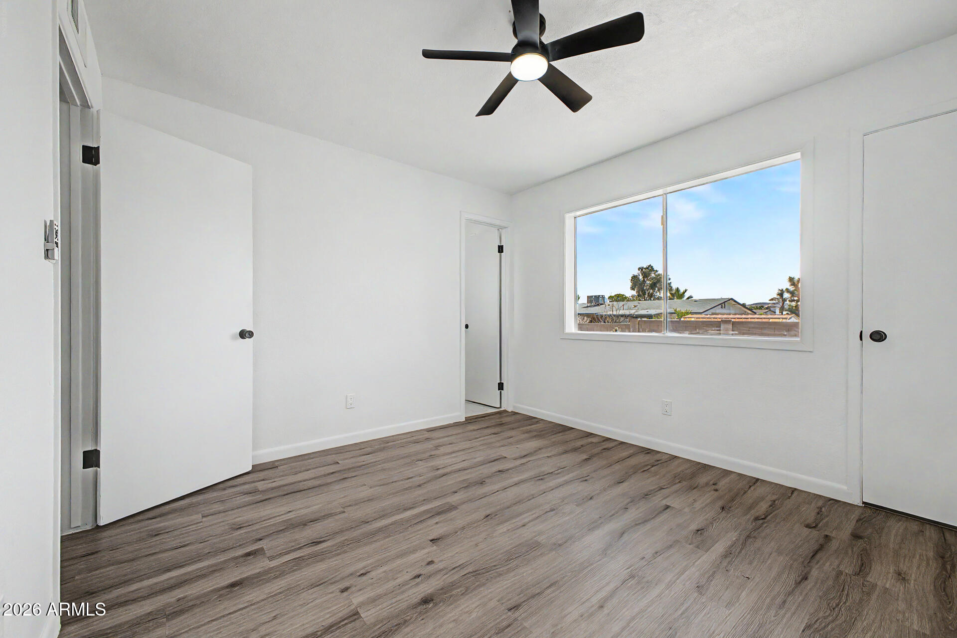 913 West St John Road Phoenix, AZ 85023 - Photo 18 of 34 IMG_1319