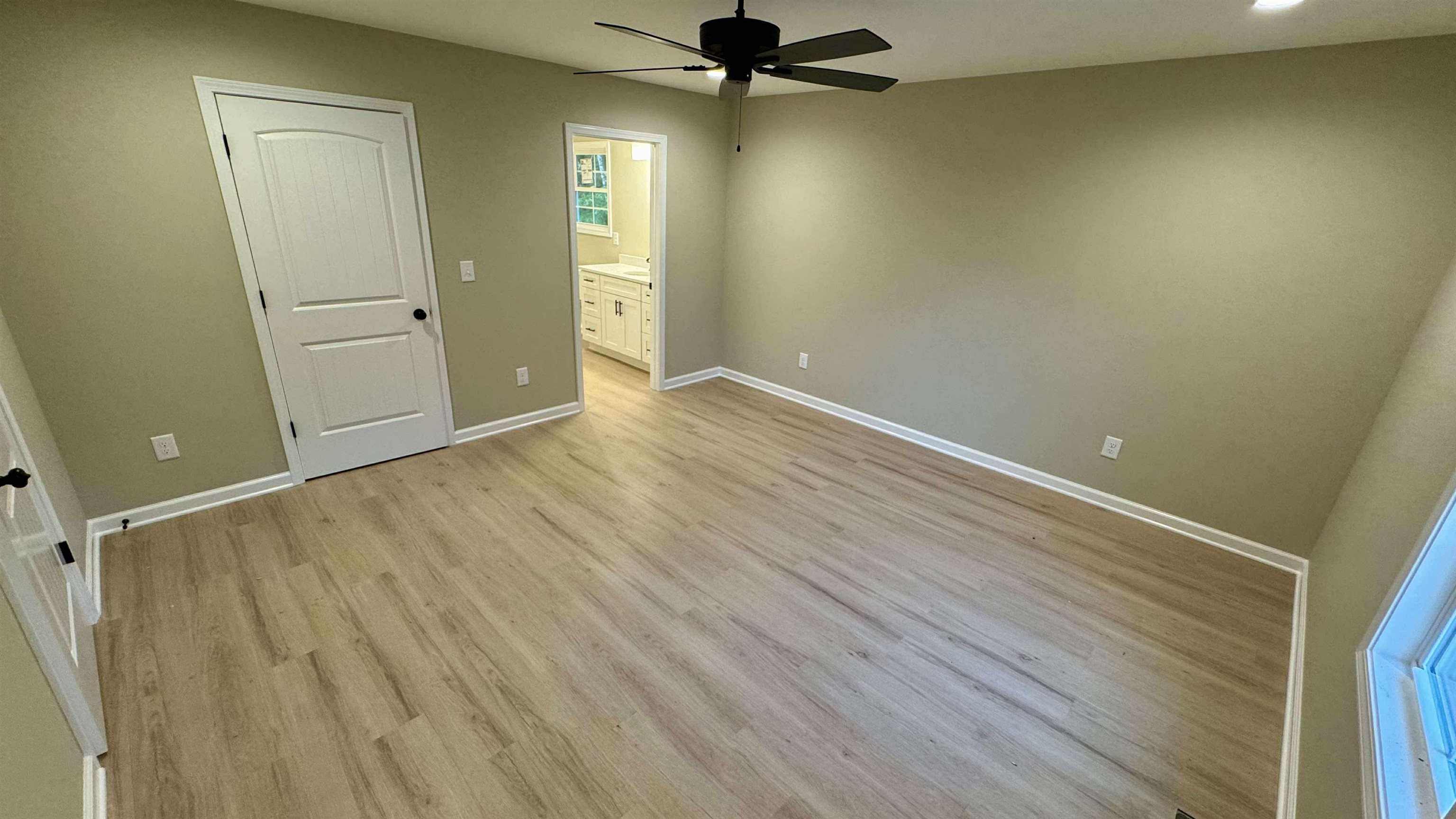 110 Ledbetter Lane Walhalla, SC 29691 - Photo 14 of 21