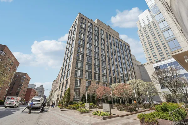 $639,000 | 25 City Place, Unit 4B, White Plains, NY 10601