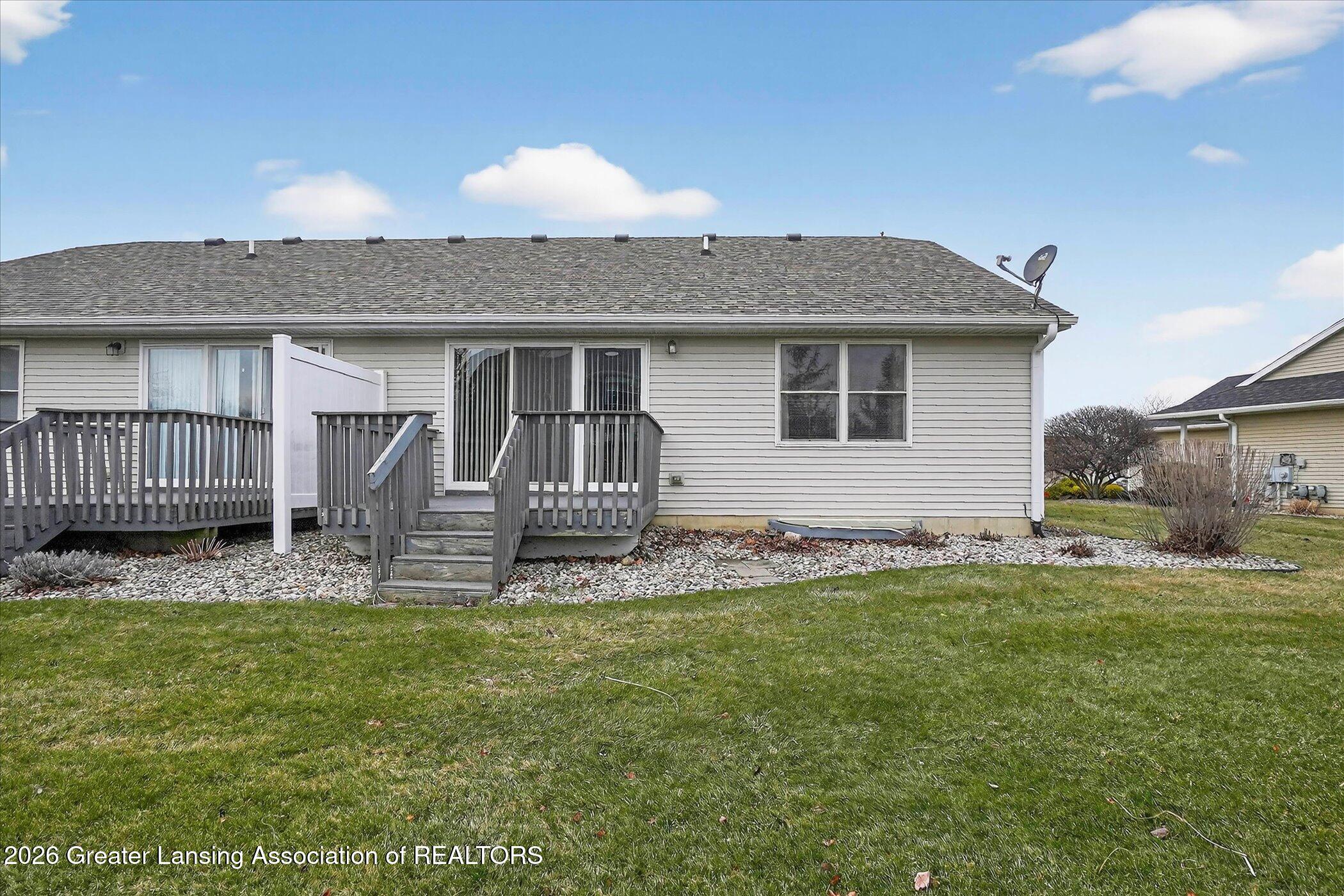 912 Randy Lane St. Johns, MI 48879 - Photo 30 of 35 32-912-Randy-Ln-St-Johns-MI-48879-Window
