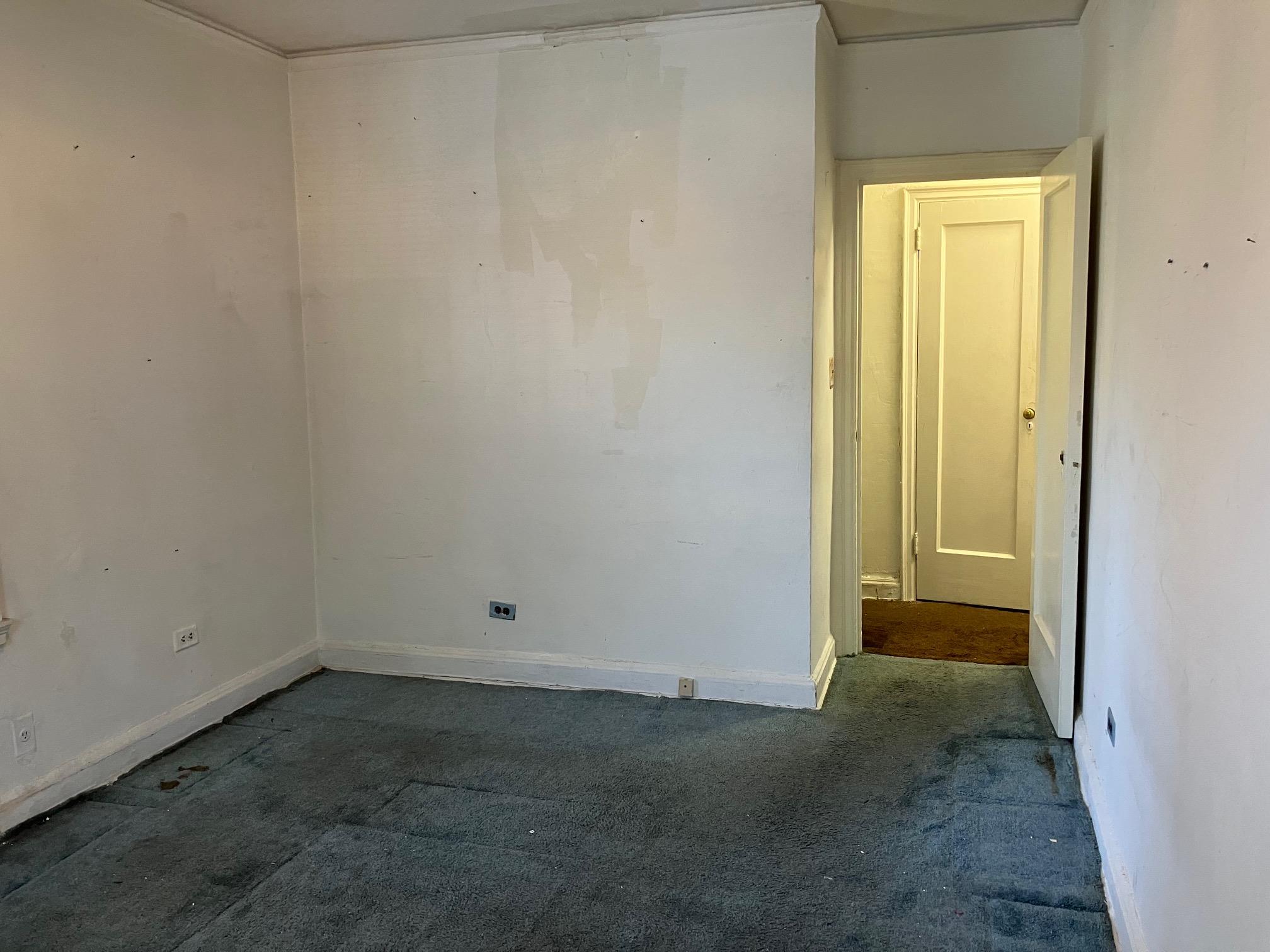 48-55 43rd Street, Unit 2F Queens, NY 11377 - Photo 7 of 13 an empty room with a window