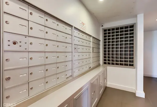 $1,010,000 | 2999 East Ocean Boulevard, Unit 120, Long Beach, CA 90803