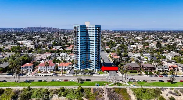 $1,010,000 | 2999 East Ocean Boulevard, Unit 120, Long Beach, CA 90803