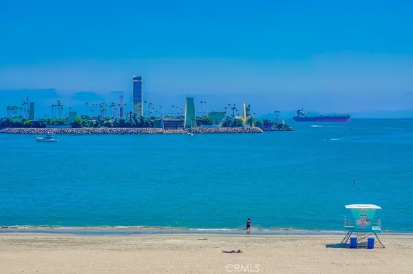 $1,010,000 | 2999 East Ocean Boulevard, Unit 120, Long Beach, CA 90803