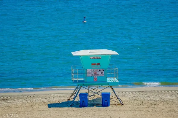 $1,010,000 | 2999 East Ocean Boulevard, Unit 120, Long Beach, CA 90803