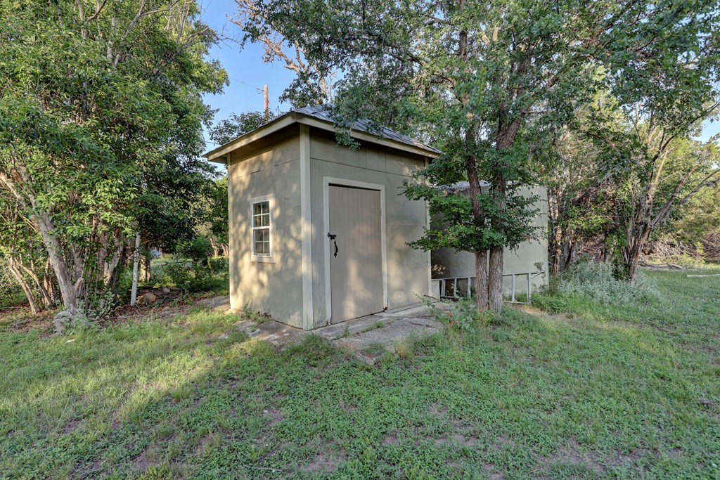 3965 Highway 27 Kerrville, TX 78028 - Photo 59 of 62 Well House/Water Storage Tank