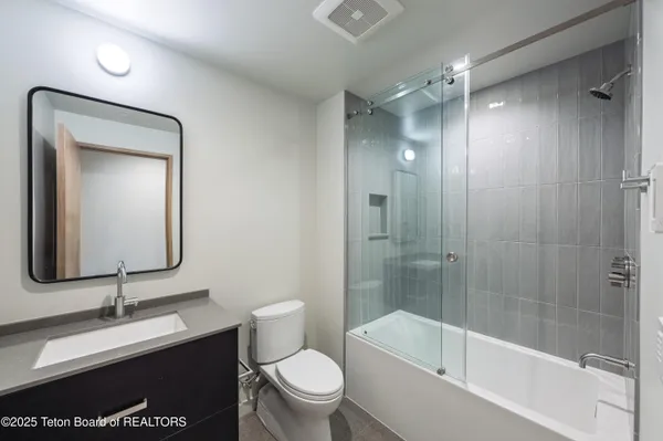 $1,375,000 | 165 Glenwood Street, Unit 22, Jackson, WY 83001