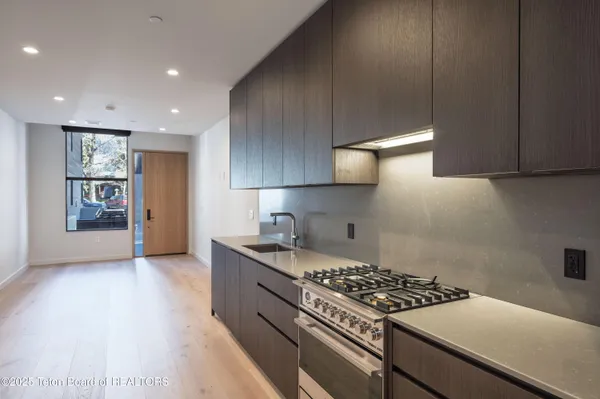 $1,375,000 | 165 Glenwood Street, Unit 22, Jackson, WY 83001