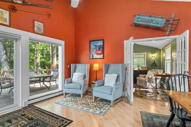 $1,070,000 | 50 Drachenfels Road, North Conway, NH 03860