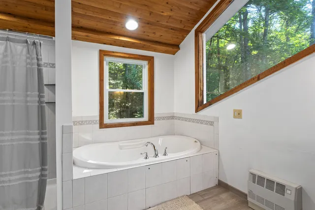 $1,070,000 | 50 Drachenfels Road, North Conway, NH 03860