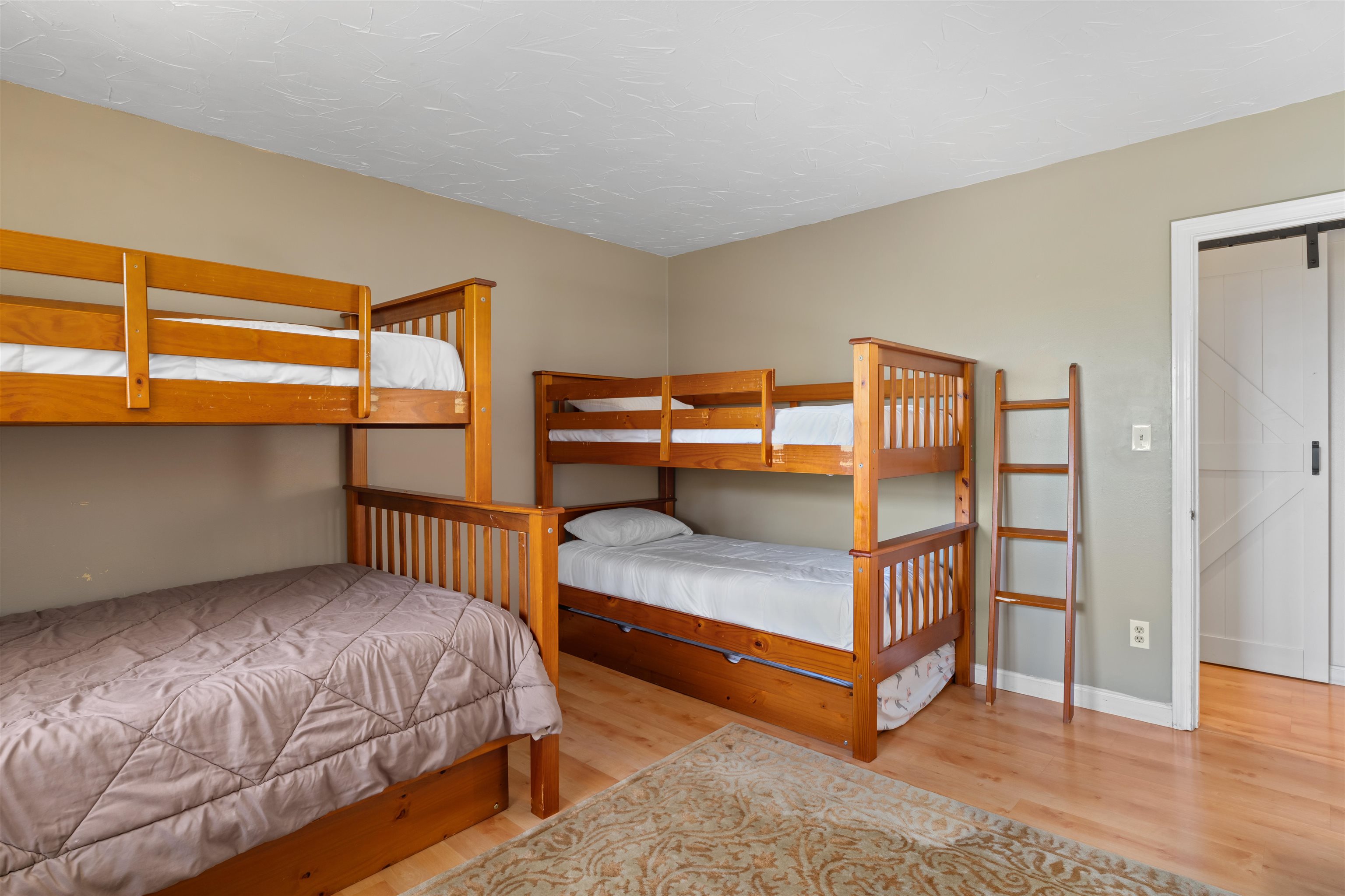 50 Drachenfels Road North Conway, NH 03860 - Photo 30 of 60