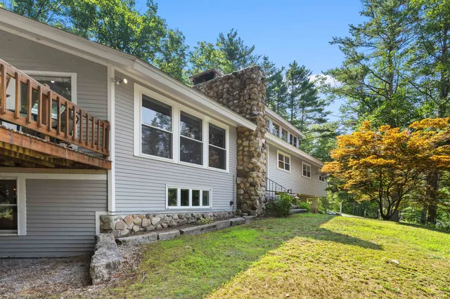 $1,070,000 | 50 Drachenfels Road, North Conway, NH 03860