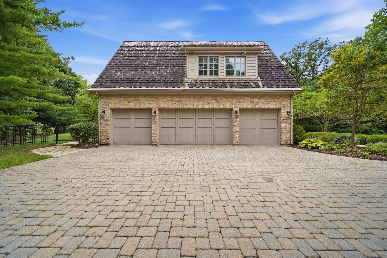 33W551 Hub Road Wayne, IL 60184 - Photo 60 of 62 Gallery Image 60