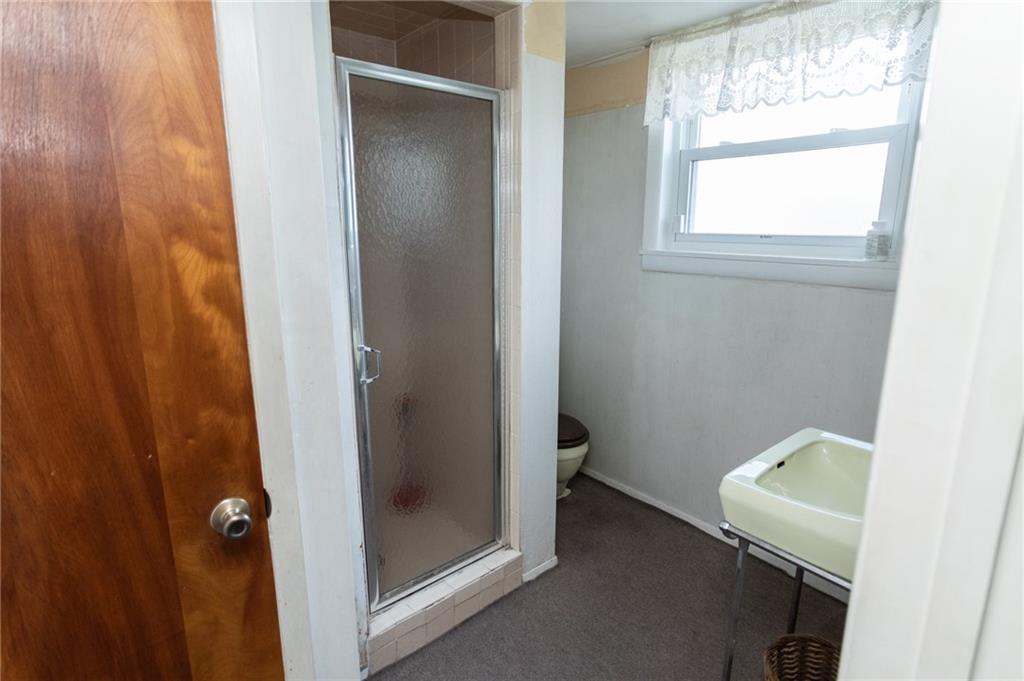 117 Cemetery Road Vanderbilt, PA 15486 - Photo 23 of 25 a bathroom with a window
