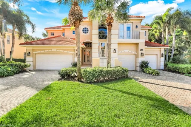 $785,000 | 26836 Wyndhurst Court, Unit 101, Bonita Springs, FL 34134