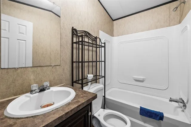 $454,000 | 3607 Hackett Branch Road, Midway, TX 75852