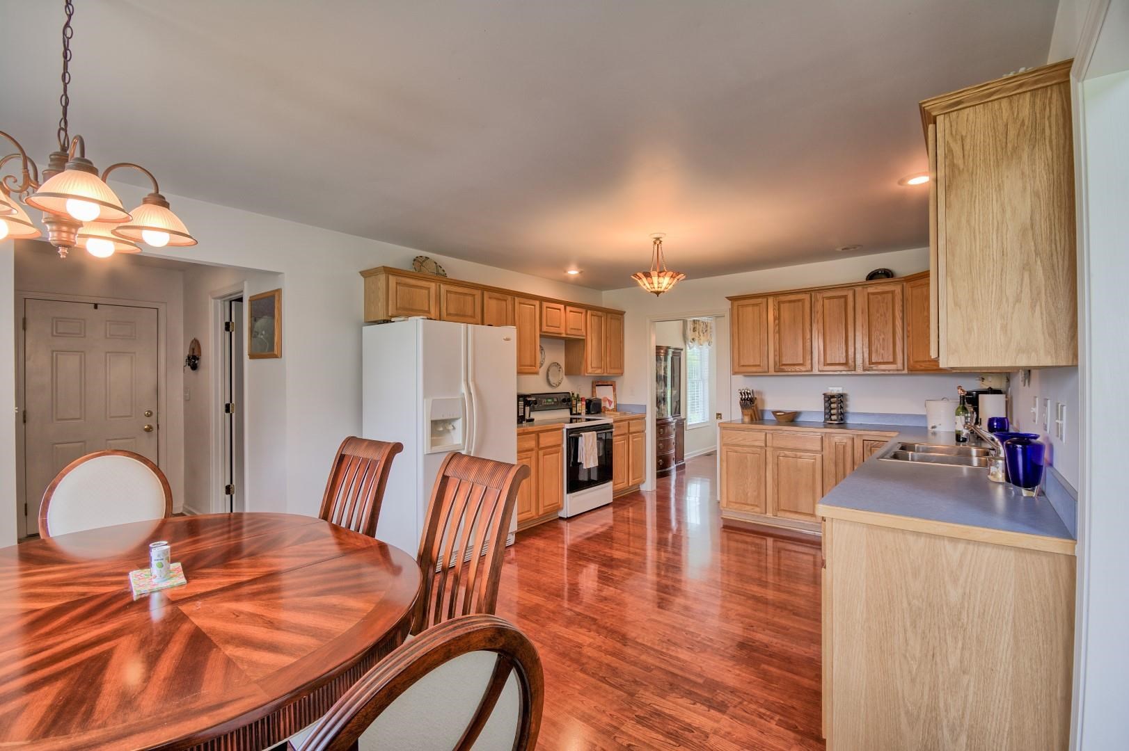 6044 Schultz Road Elberfeld, IN 47613 - Photo 14 of 22 Gallery Image 14