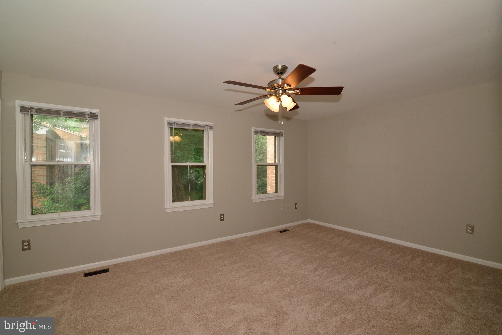 11539 Pine Cone Court Reston, VA 20191 - Photo 18 of 36 Owners Bedroom