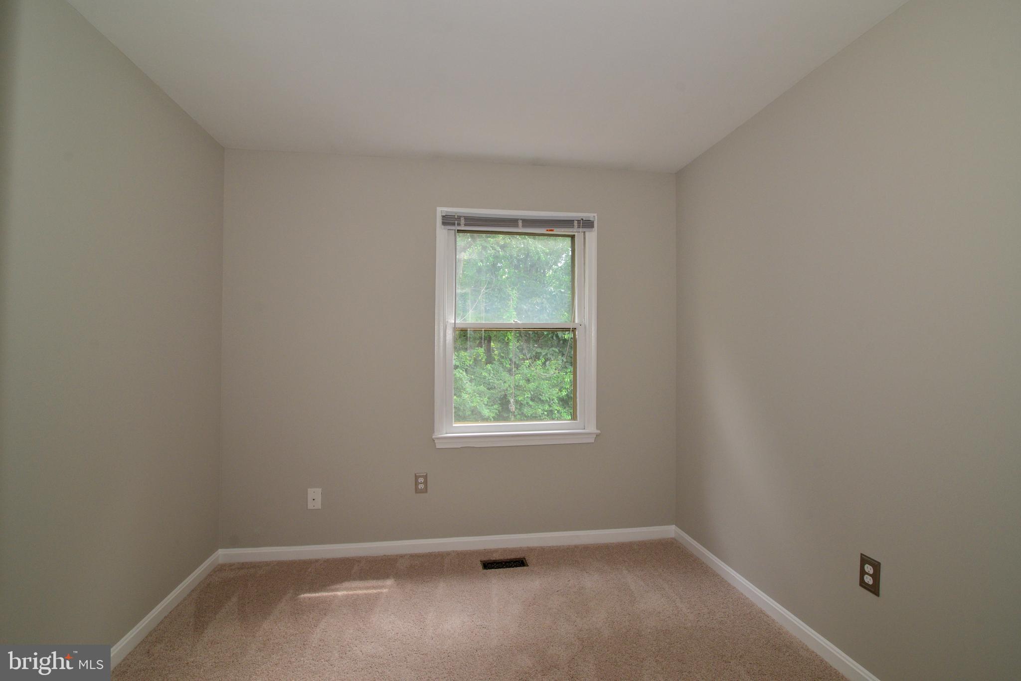11539 Pine Cone Court Reston, VA 20191 - Photo 26 of 36 Bedroom 2