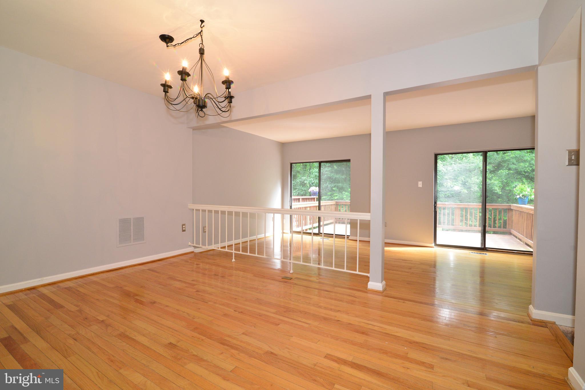 11539 Pine Cone Court Reston, VA 20191 - Photo 9 of 36 Dining Room Towards Family Room