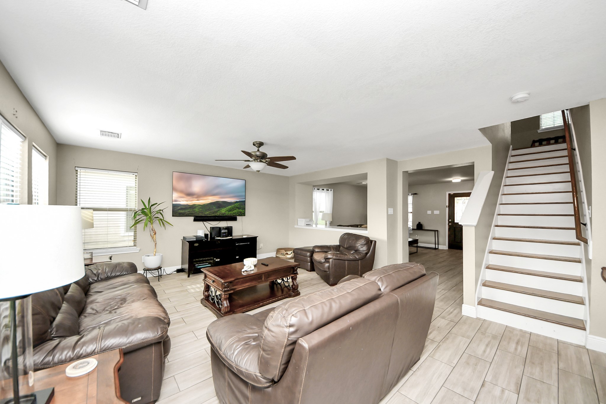 13915 Prosperity Ridge Drive Houston, TX 77048 - Photo 12 of 41
